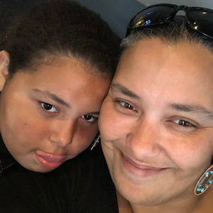 Meet your Posher, Adrianne